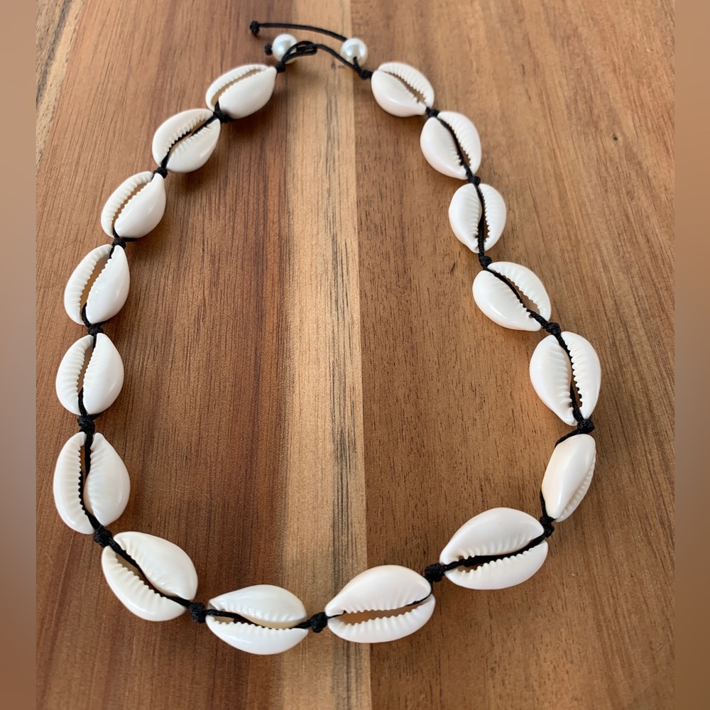 Vintage Cowrie Shell Necklace